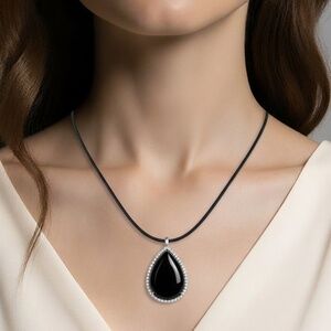 BLACK AND SILVER DIAMOND STYLE ROPE NECKLACE